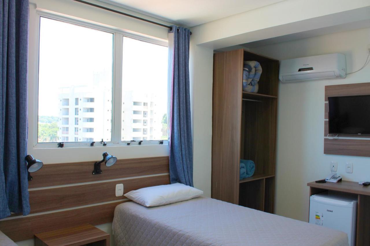 Tri Hotel Smart Chapecó Екстериор снимка